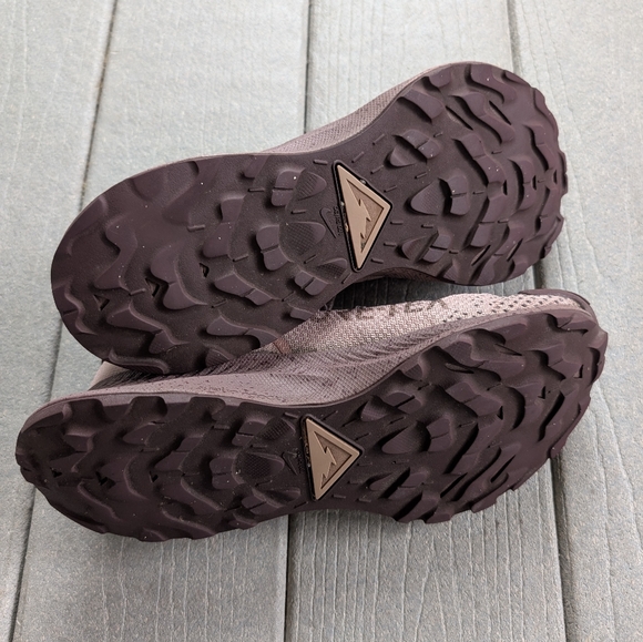 Nike Trail Shoes - Picture 6 of 6